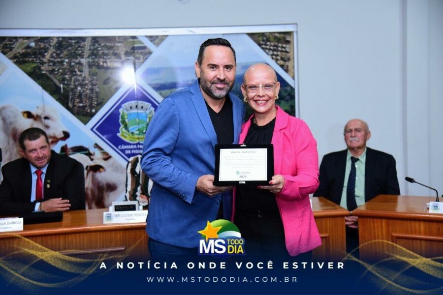 Imagem Sessão Solene ao Título Mérito Legislativo em Figueirão 2